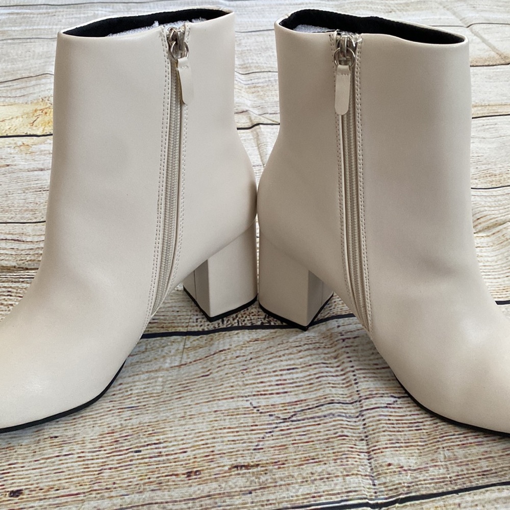 Qupid Booties - Picture 9 of 12